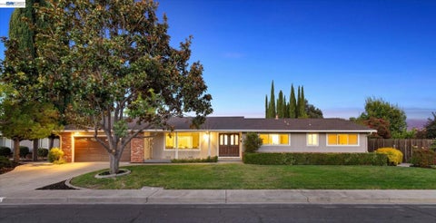 Photo of 1740 Argonne Dr DR, Concord, CA 94518 (MLS # 41148567)
