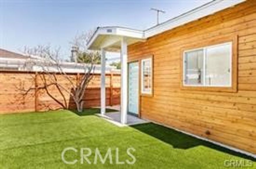 Newer construction in the heart of Los Altos. Enjoy the privacy of your own separate house and yard. This 2 bedroom, 1 bathroom house offers the latest design trends- check out the designer kitchen which features an open concept and stylish quartz countertops. Don't forget to stock up on your favorite wine, as there is a built-in 22 bottle wine rack. The 9 foot ceilings and recessed lighting throughout gives the house a very bright and modern feel. The bright and modern theme continues into the bathroom which showcases a modern frameless shower door and concrete tiles. 



The unit comes with a brand new stainless steel range, microwave, and dishwasher. 



This green friendly build was created with sustainability in mind- environmentally friendly bamboo floors, dual flush toilet, energy conserving tankless water heater, individual air/heat mini split units, energy efficient windows, and a zero water lawn.  



The mini split air and heat units allow each room to be set at different temperatures, so that all occupants can be comfortable. There is in-unit washer and dryer hookups, so no more waiting around at the laundromat. Relax outdoors in your very private new yard which features synthetic grass, and orange and lemon tree hybrid (one tree, 2 different types of fruit!), and a huge sliding gate that will make moving in a breeze. 



Just minutes away from the 405, the Los Altos neighborhood offers all the conveniences of suburban living. There are 2 grocery stores, 3 gyms, and 3 parks within walking distance. Nearby, you have Cal State Long Beach University, recreation parks, golf courses, all of the shops on 2nd Street, and the beach. Easy walking to public transit. 



There is an ABUNDANCE of street parking in this neighborhood. It is not the type of place where you will have to spend 15 minutes looking for parking. This property does not come with off street parking. 



The house feeds to Bixby Elementary, which features an amazing Spanish dual immersion program. Parents wanting to avoid the LBUSD school of choice applications will have direct access to this very popular and impacted program. Gant, Tincher, and Prisk are all also 5 minutes away by car. 



UNIT AMENITIES

Air conditioner, Dishwasher, Disposal, Fenced yard, Hardwood floors, Laundry hookup, Microwave, Mirrors, Stove and oven, Tile floors.



Dogs and cats are allowed on a case by case basis. 2 pet maximum.