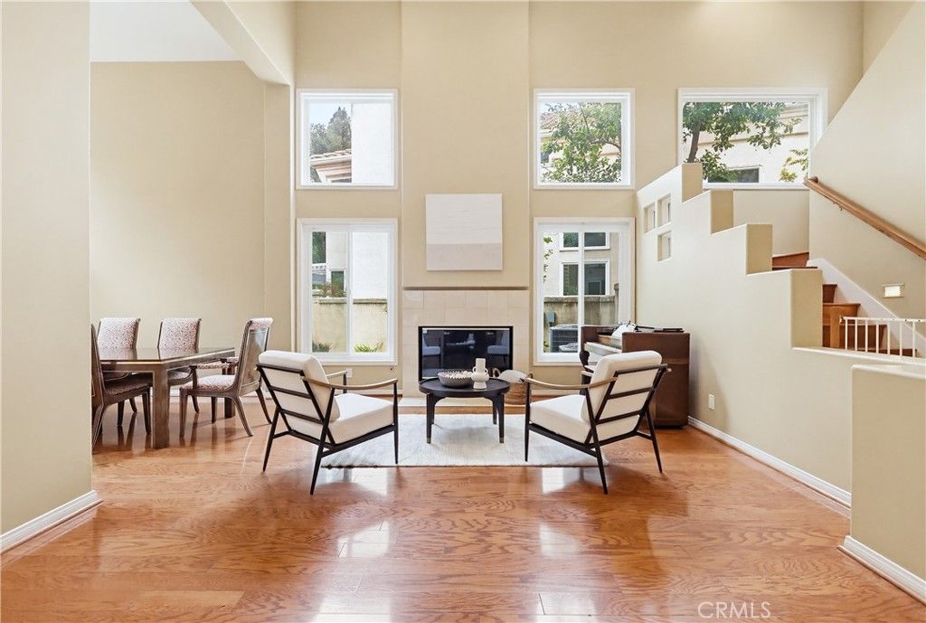 Photo of 23194 Park Blanco, Calabasas, CA 91302 (MLS # SR26087324)