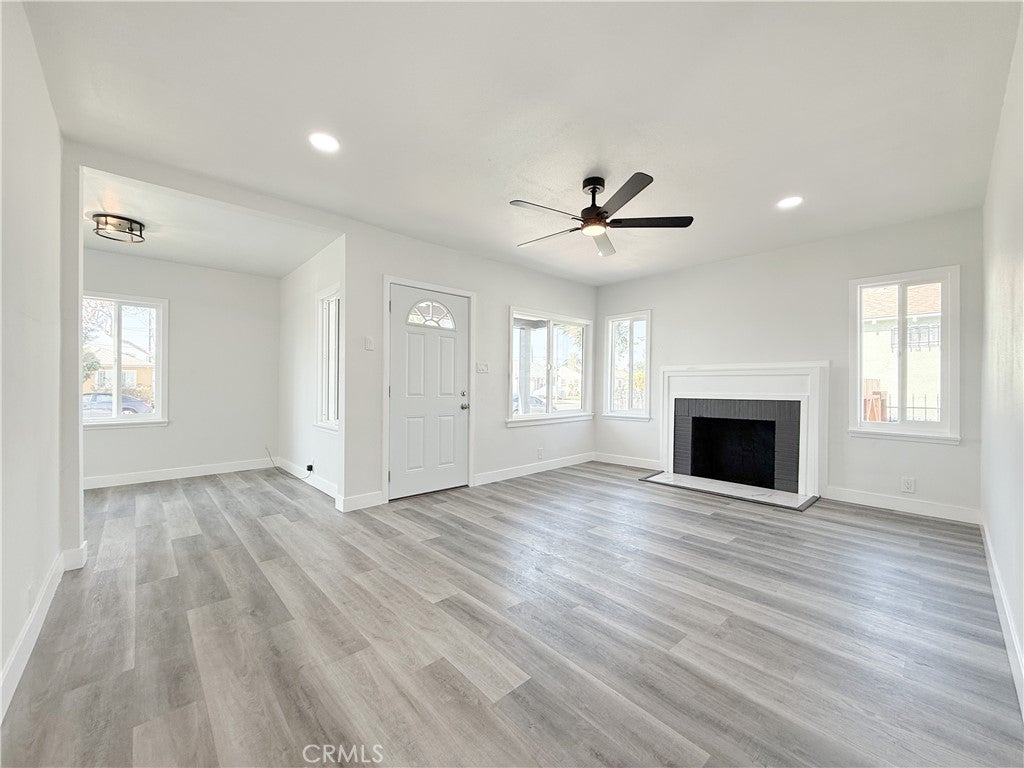 1143 E 150th Street