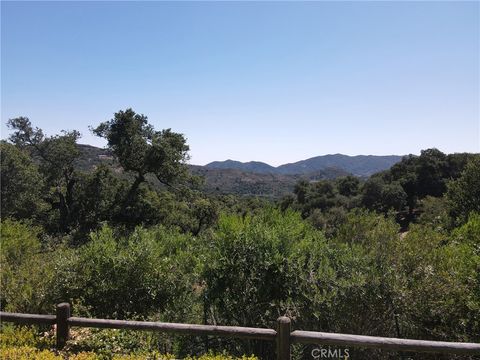 Tiny photo for 12703 Paso Verde Court, Atascadero, CA 93422 (MLS # NS26088211)