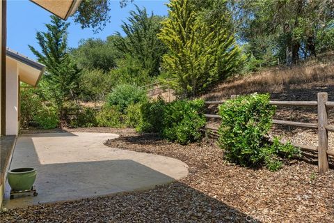 Tiny photo for 12703 Paso Verde Court, Atascadero, CA 93422 (MLS # NS26088211)