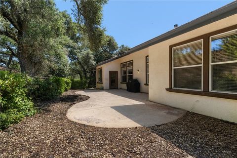 Tiny photo for 12703 Paso Verde Court, Atascadero, CA 93422 (MLS # NS26088211)