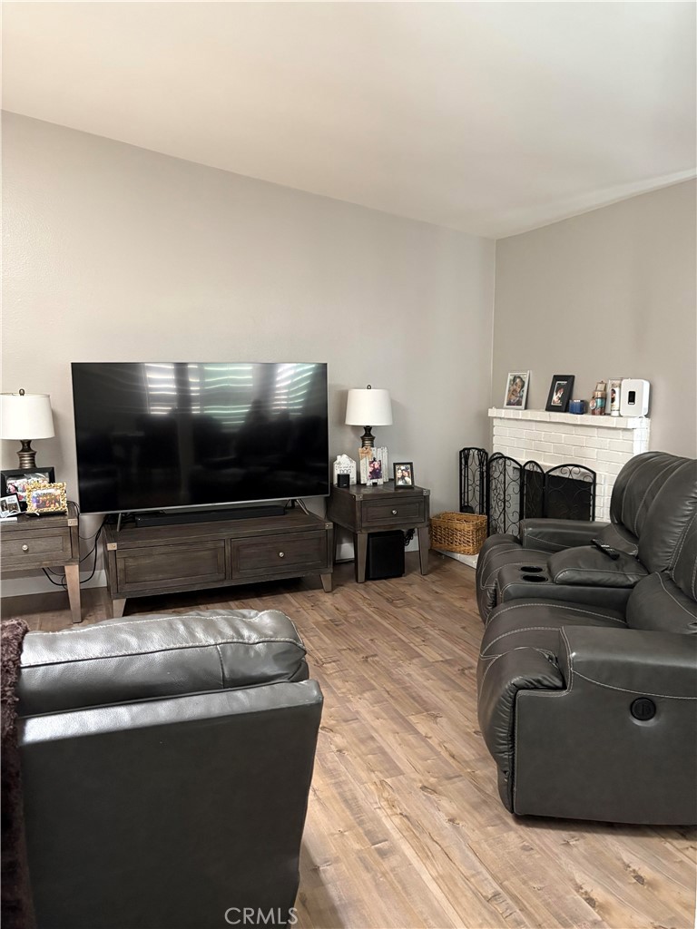 24546 Tuscarora Circle