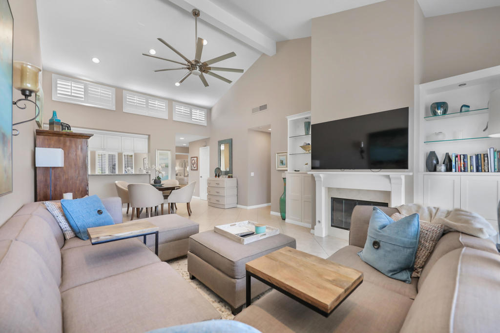 The Lakes Country Cl - Residential