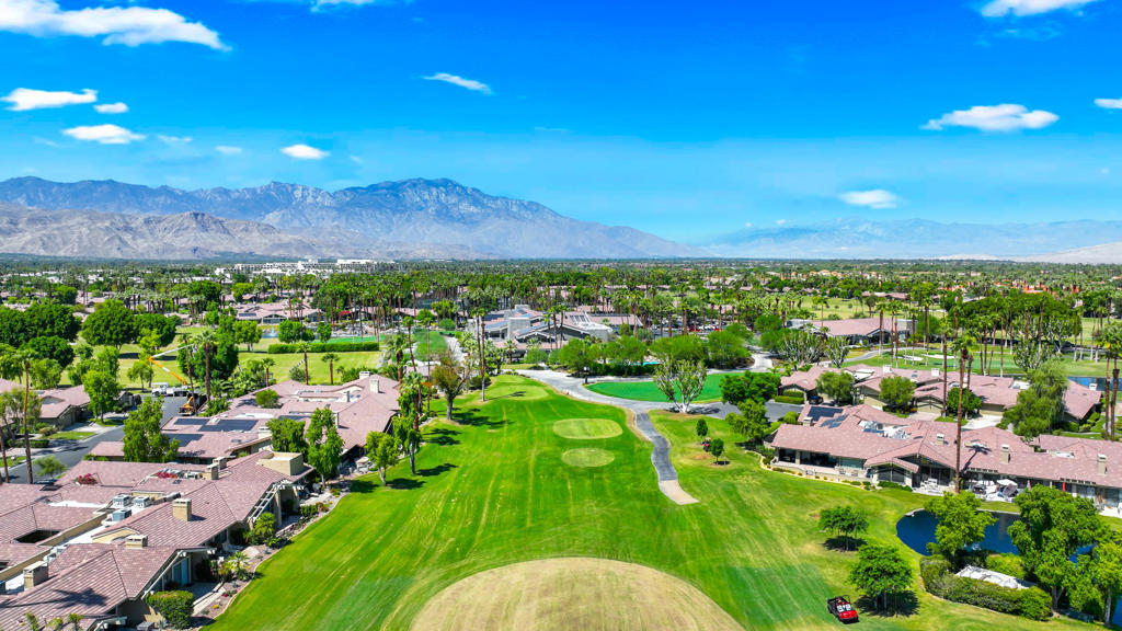 The Lakes Country Cl - Residential