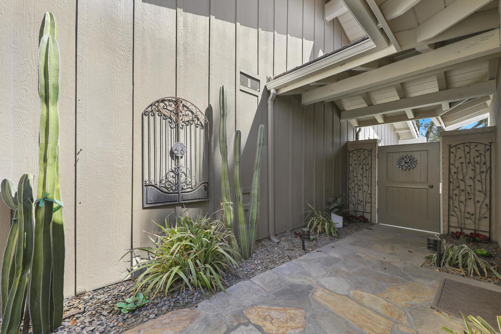 The Lakes Country Cl - Residential