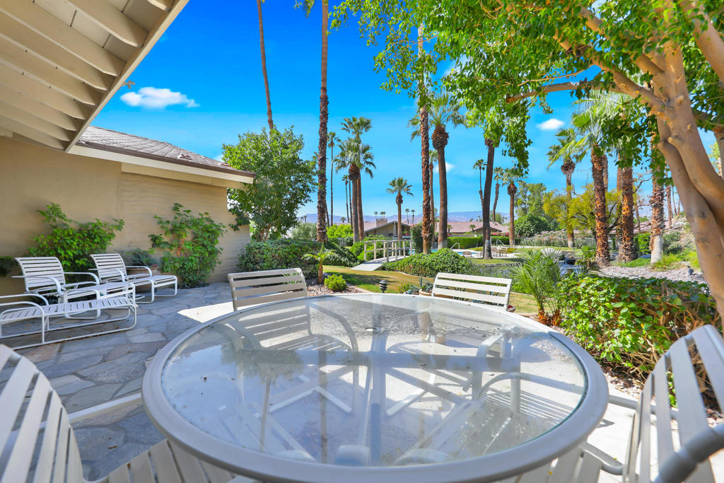 The Lakes Country Cl - Residential