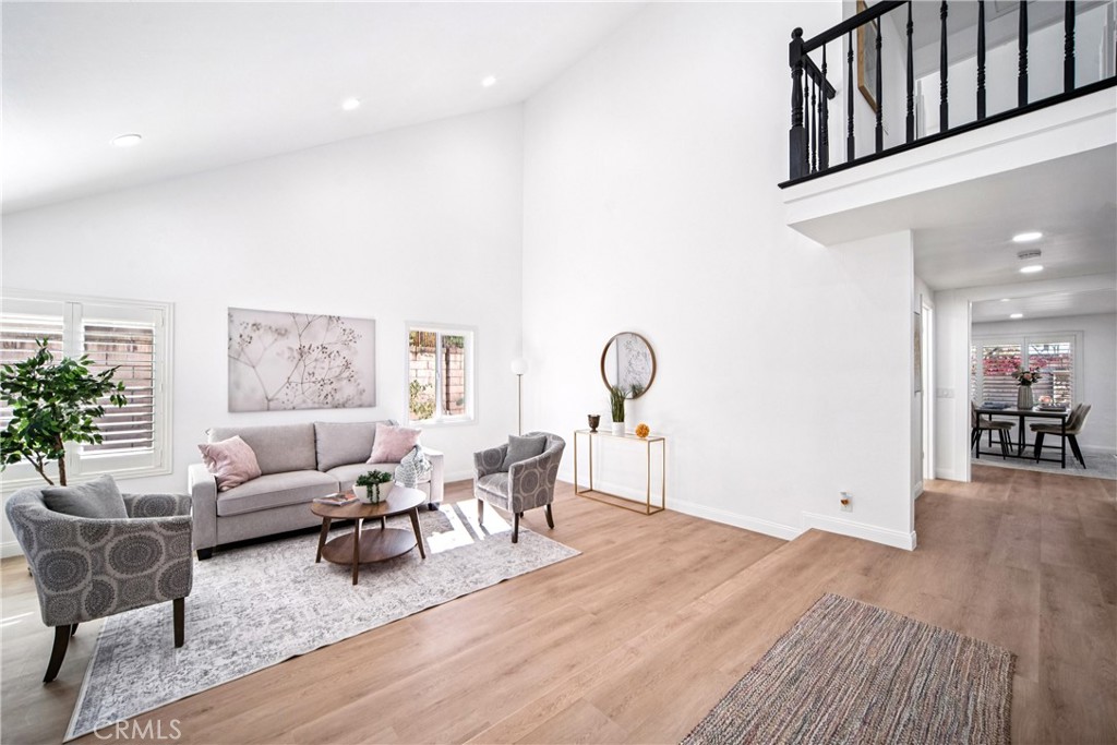 Lake Forest Keys (LK) - Residential