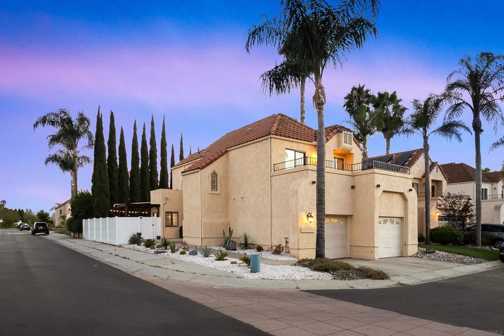 2161 Villa Sonoma Glen Gln, Escondido CA 92029
