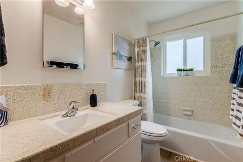 Tiny photo for 520 Bonita St, Morro Bay, CA 93442 (MLS # SC26077515)