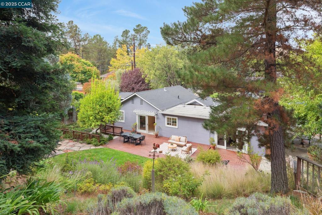 LARKEY AREA - Residential