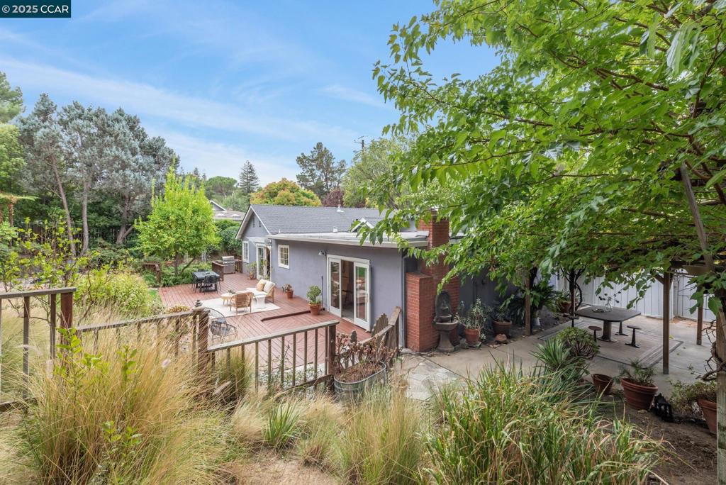 LARKEY AREA - Residential