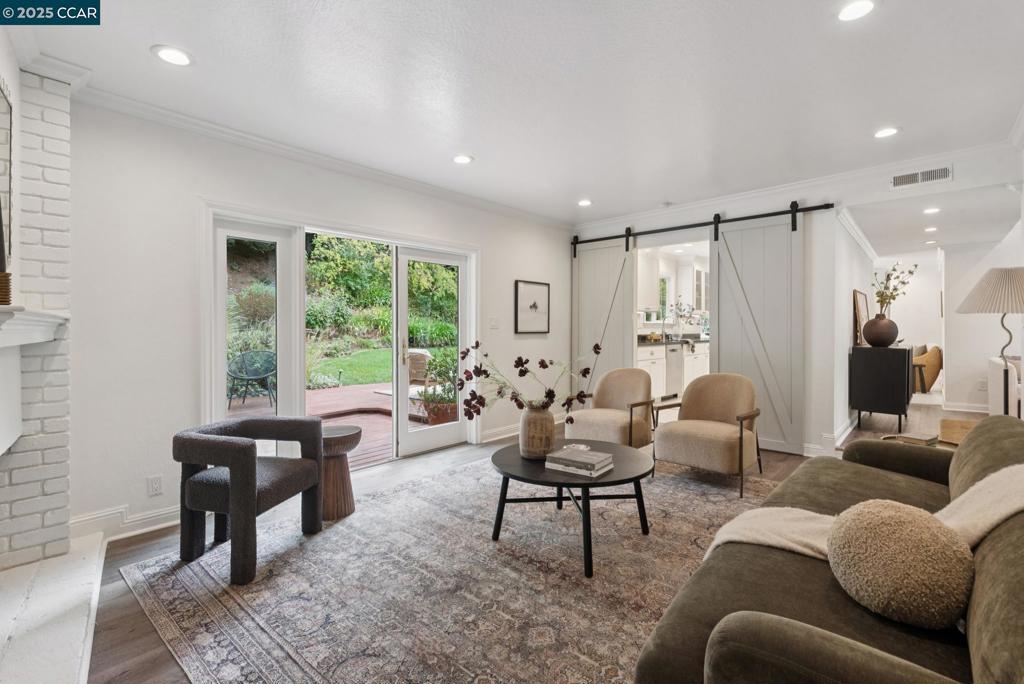 LARKEY AREA - Residential