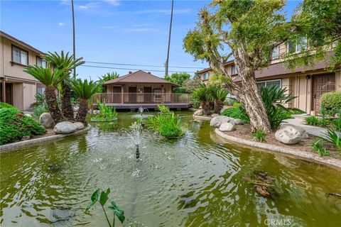 Photo of 10330 Downey Ave #10, Downey, CA 90241 (MLS # DW26084662)