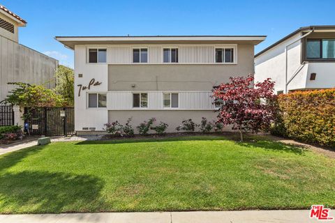Photo of 826 5th #5, Santa Monica, CA 90403 (MLS # 26767239)