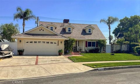 Photo of 16926 Flanders Street, Granada Hills, CA 91344 (MLS # IG26096486)