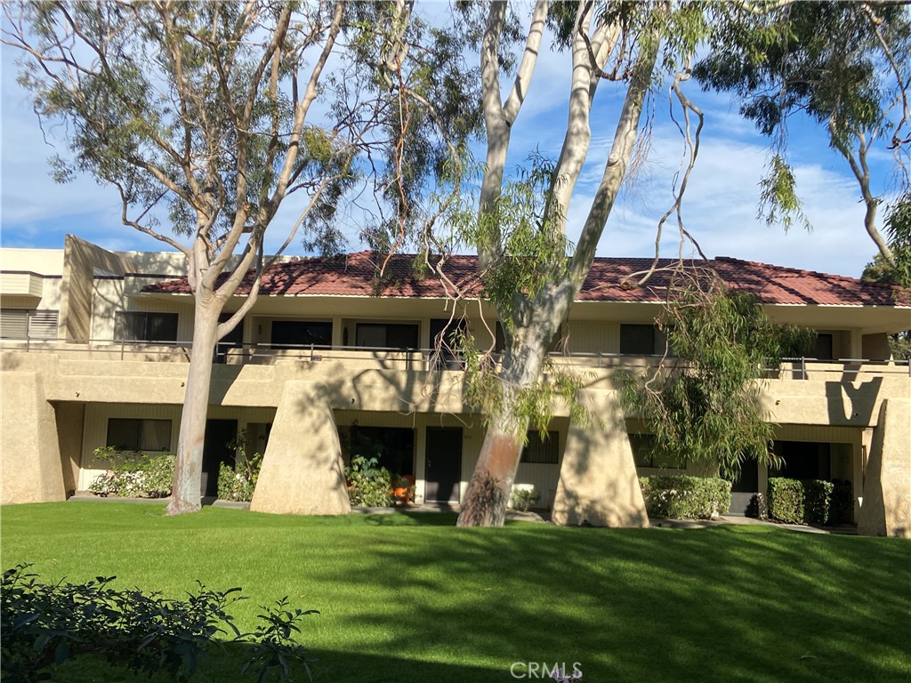 Palm Springs Villas II (33114) - Residential