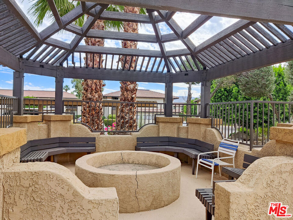 31200 Landau Boulevard 2202