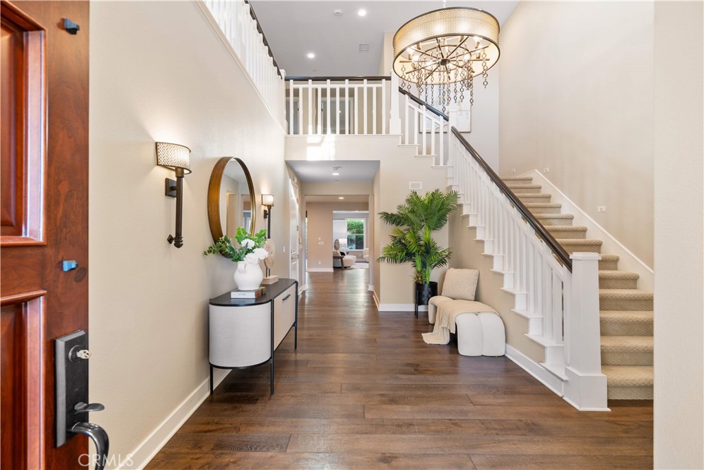 74 Gainsboro