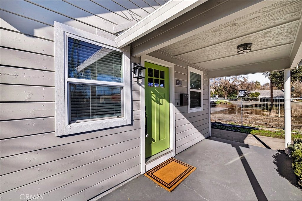 1128 W 5th