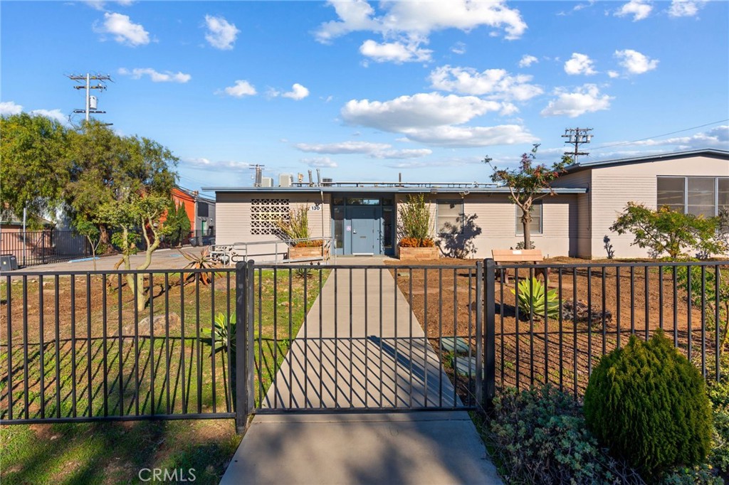 130 E Alvarado