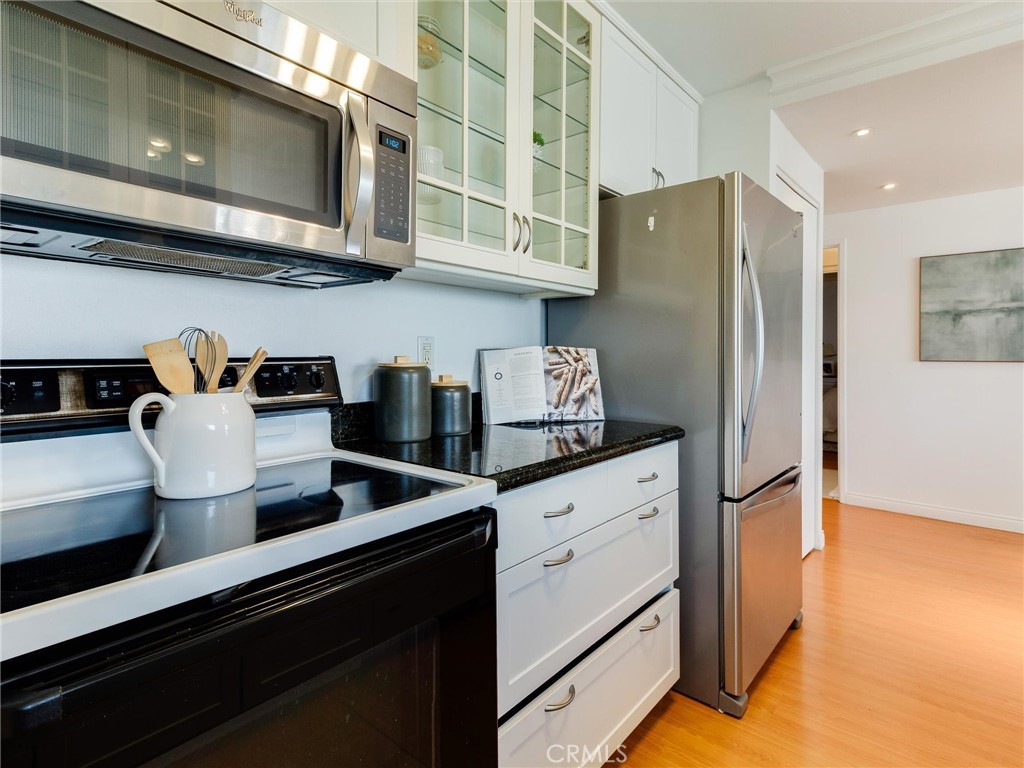 Queens Surf (QS) - Residential