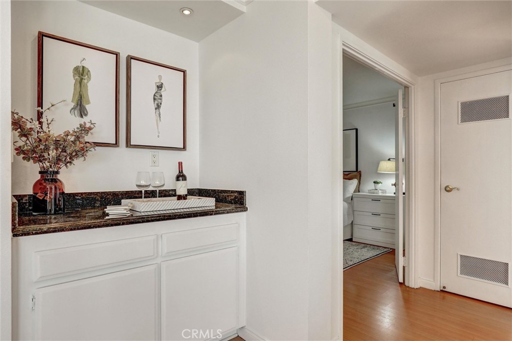 Queens Surf (QS) - Residential