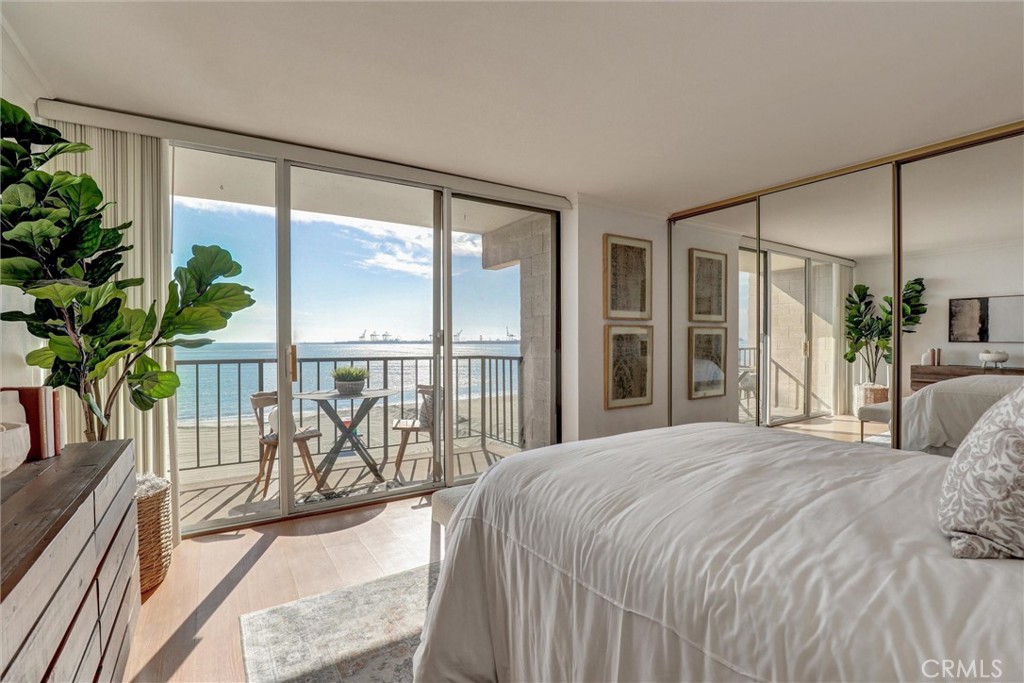 Queens Surf (QS) - Residential