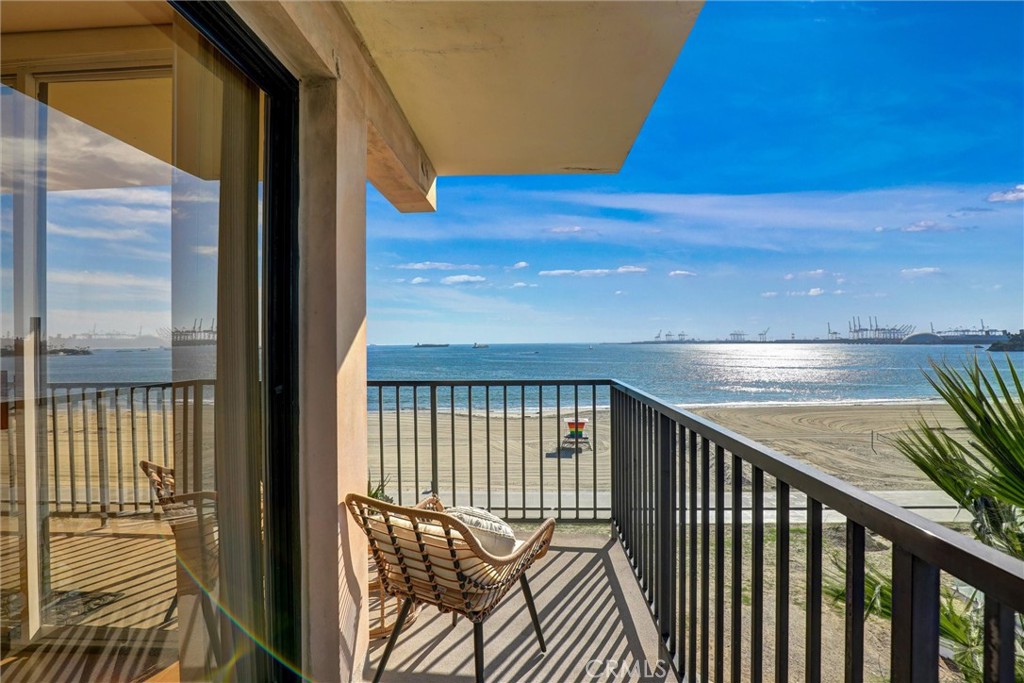 Queens Surf (QS) - Residential