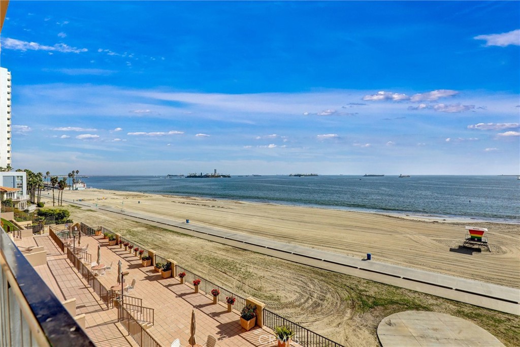 Queens Surf (QS) - Residential