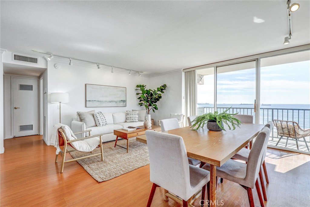 Queens Surf (QS) - Residential