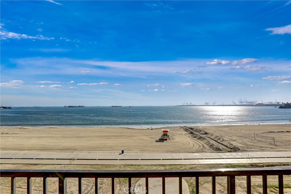 Queens Surf (QS) - Residential