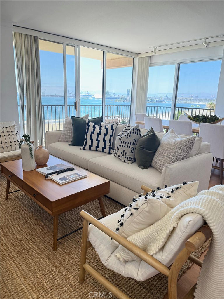 Queens Surf (QS) - Residential