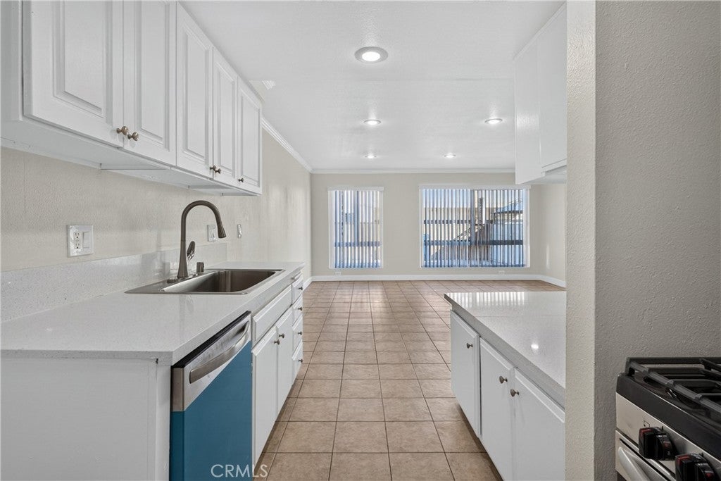25220 Belle Porte Avenue 2