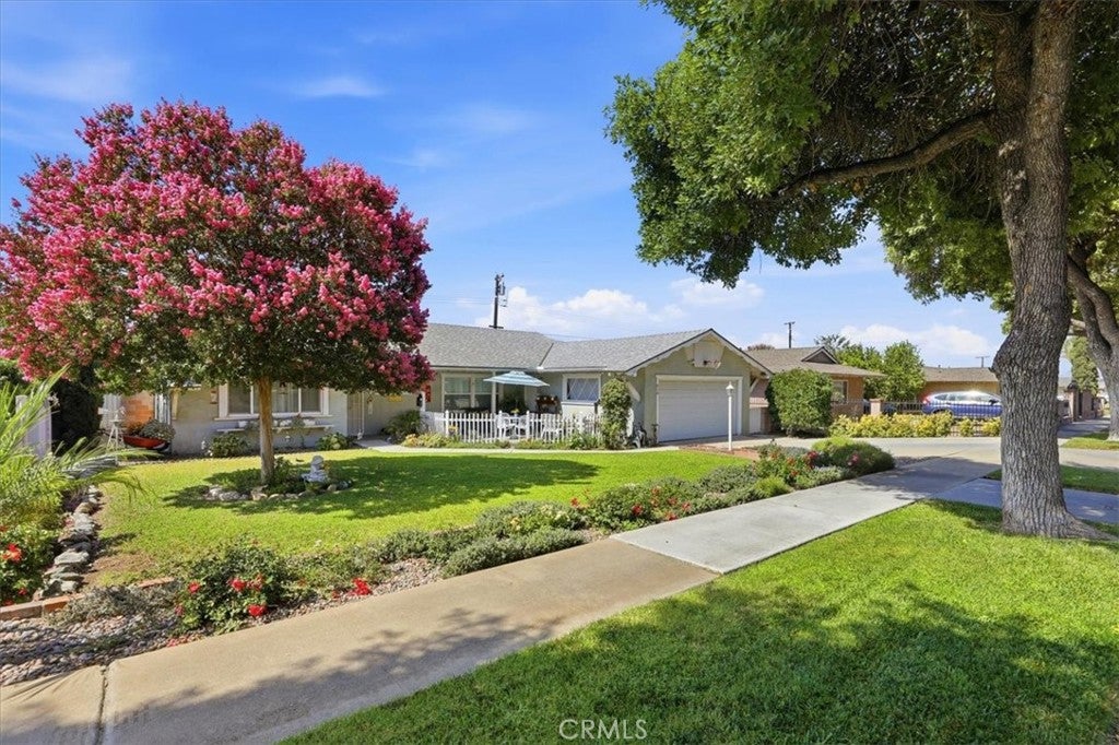 614 Azure Court, Upland CA 91786