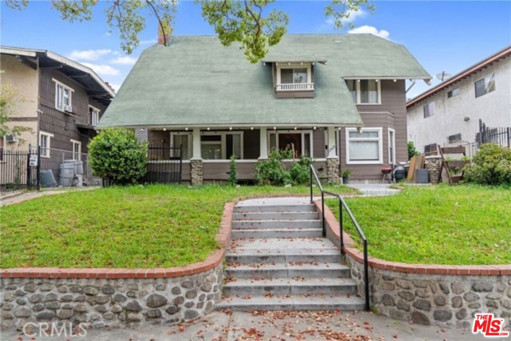 This is property is two unit in Los Angeles. The front unit has 4bed and 2baths and was completely remodeled in 2021, offers two bedrooms and one bathroom on each level, along with central air. Also this unit has a new foundation and requires very little work. Practically a new house. This upgraded duplex, including a ADU that was built in 2022 is 1200 square feet, with two separate units, each featuring 4 beds and 2bath. The ADU also offers solar power and central air. Including oak flooring, a wood-beamed ceiling, cozy fireplaces and an original staircase. The property is conveniently located near the 10 Freeway, providing easy access. The large driveway provides private parking for all occupants. Positioned near a cul-de-sac, this prime location is close to Crypto Arena, LA Live, USC Campus, and downtown LA. Don t miss out on this incredible investment opportunity! Prospective Buyers and Agents should verify square footage and permits