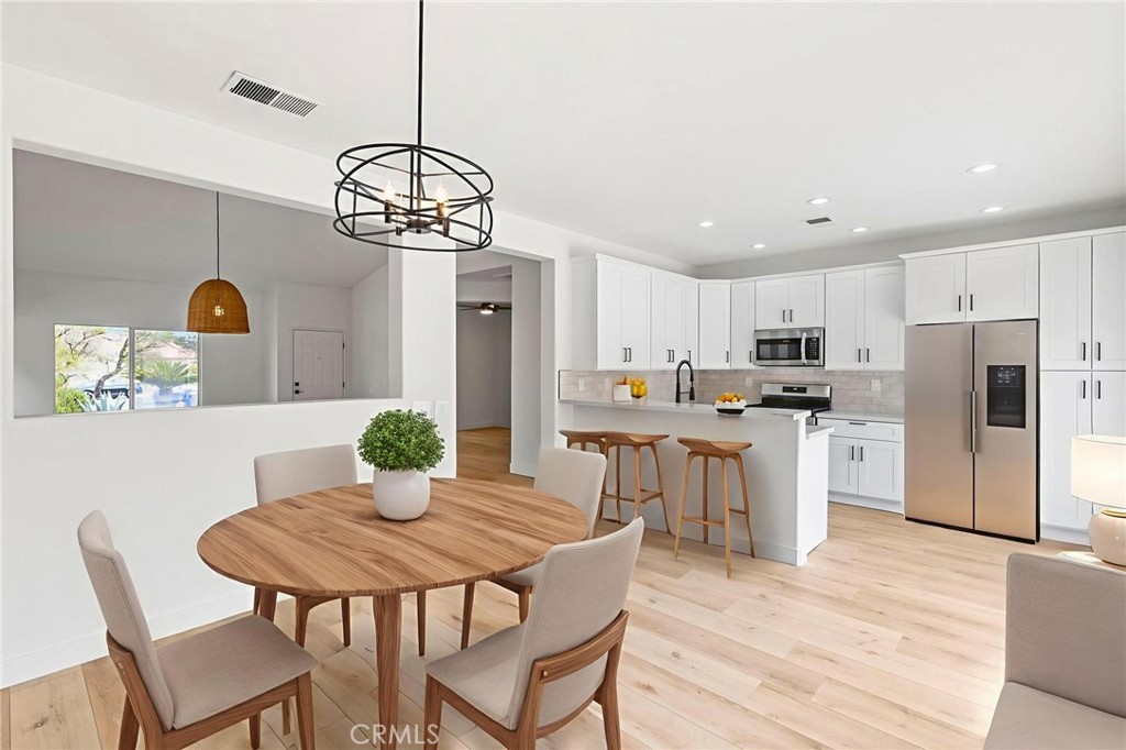 Flora Vista - Residential