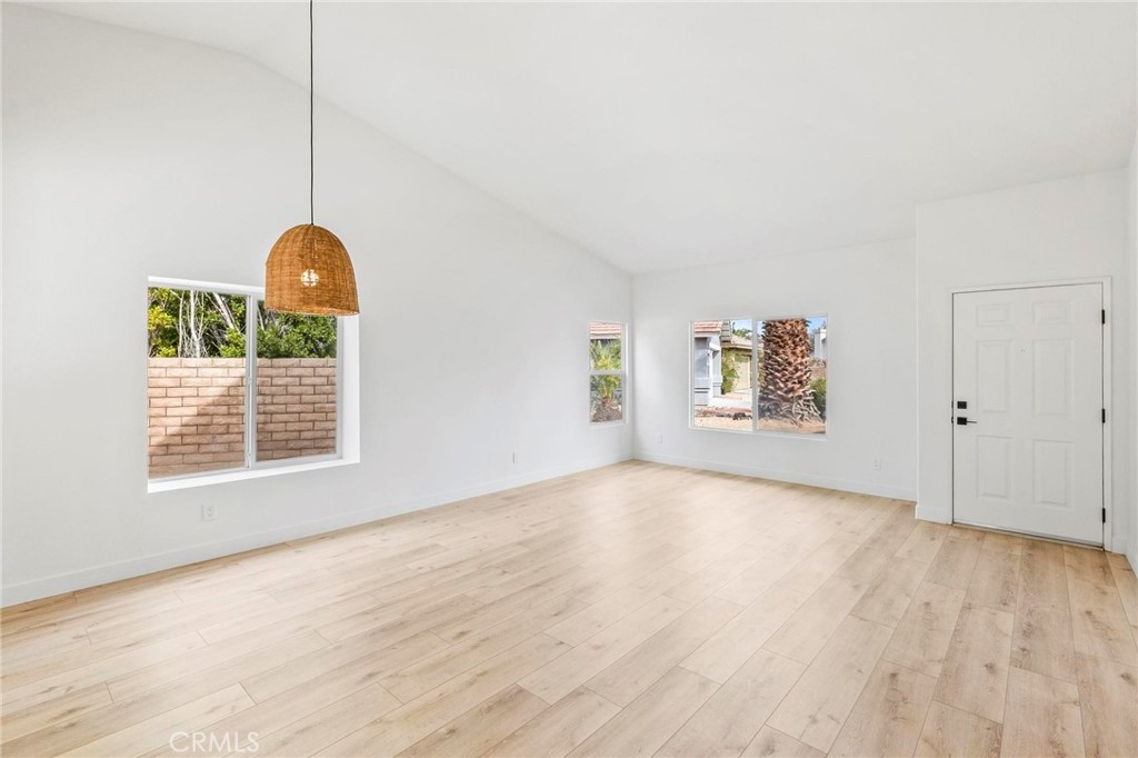 Flora Vista - Residential