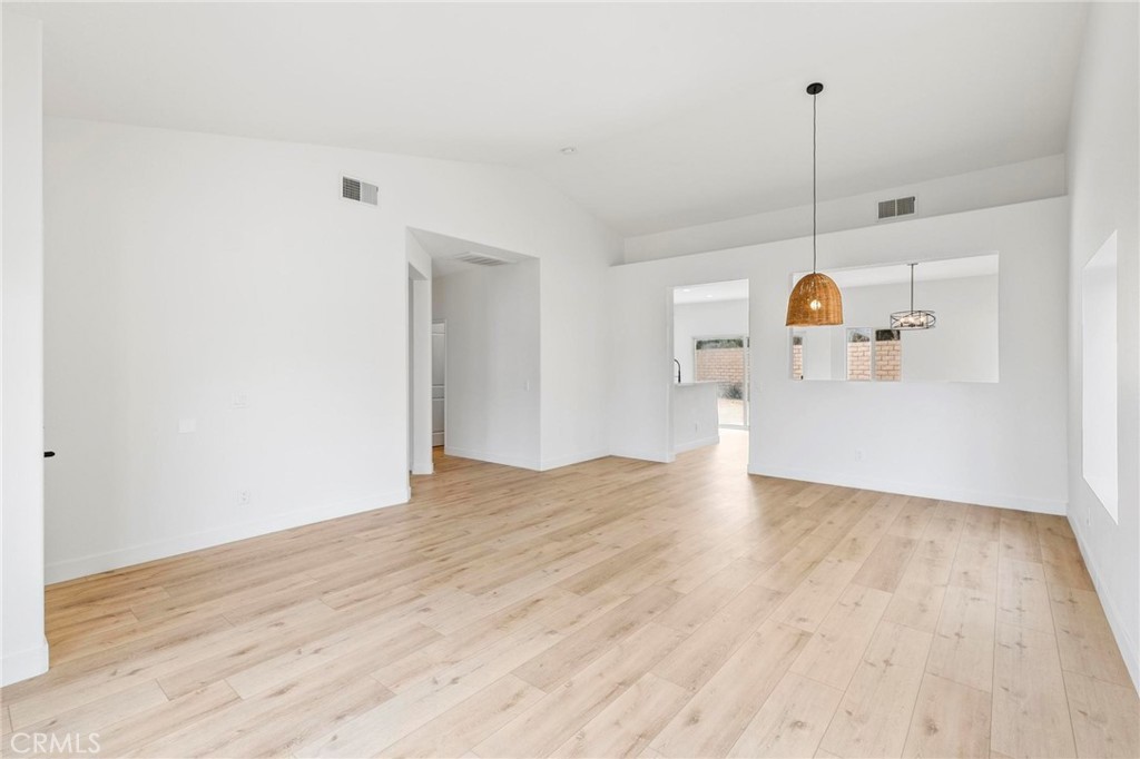 Flora Vista - Residential