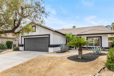 Photo of 1533 Lorena Way, Palm Springs, CA 92262 (MLS # IG25259466)