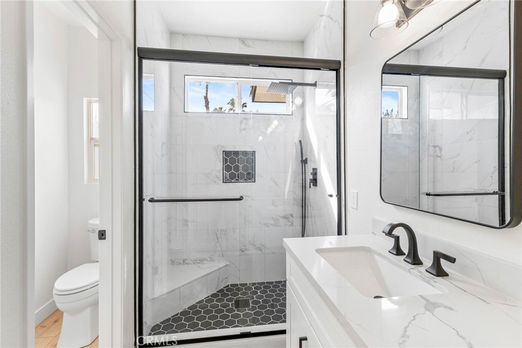 Flora Vista - Residential