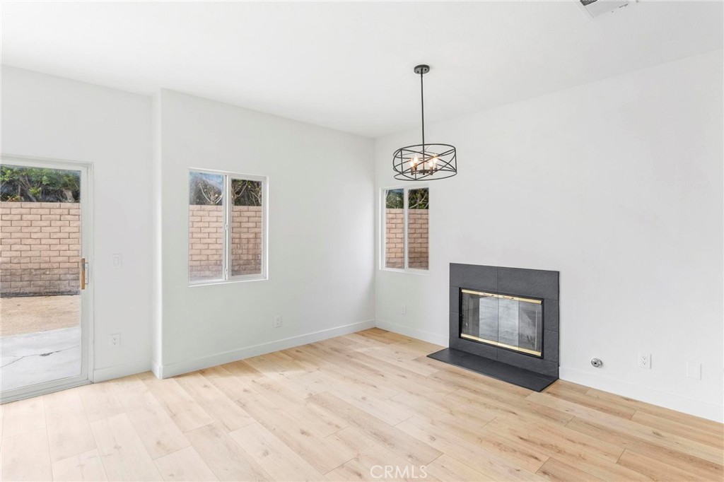 Flora Vista - Residential