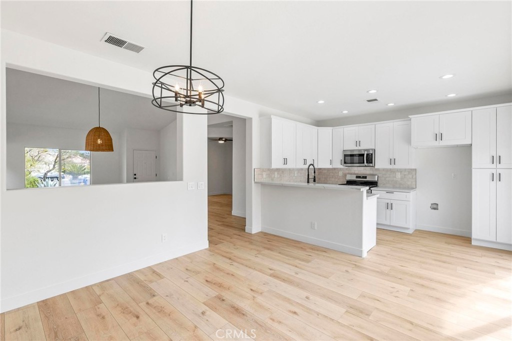 Flora Vista - Residential