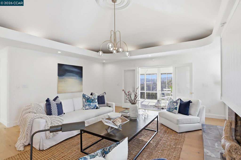 128 Diablo View Dr