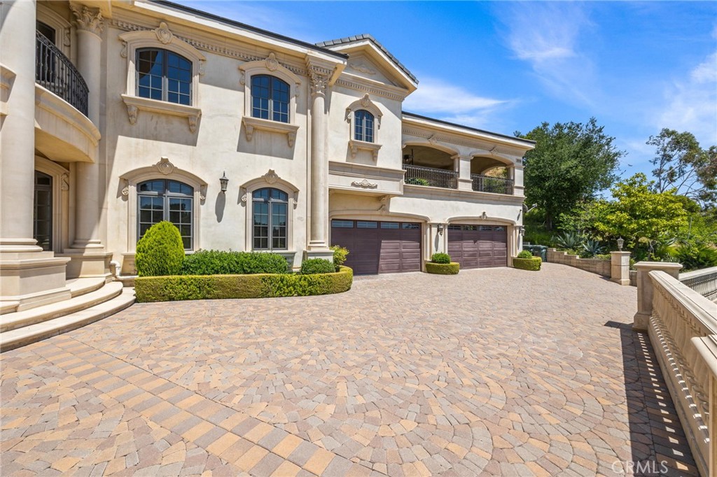 328 N Terrace View Drive