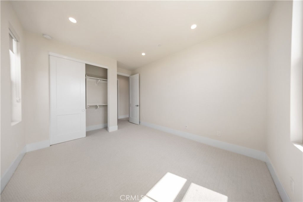 OLIVEWOOD - Residential