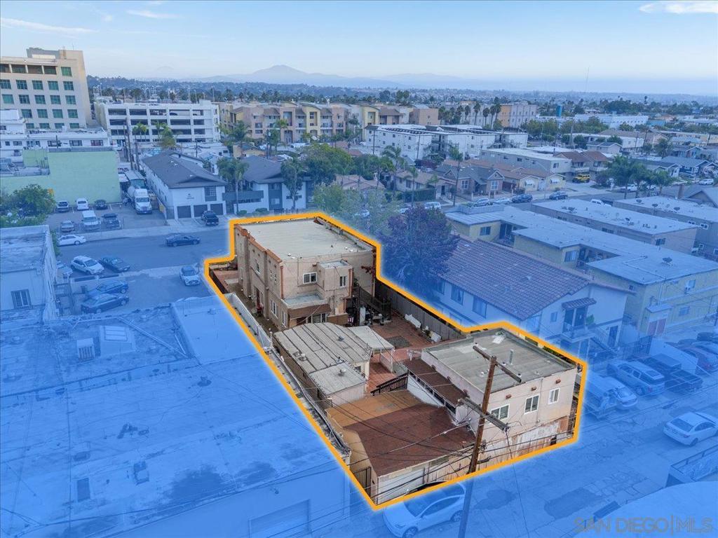 Properties 4 3878 Van Dyke Avenue