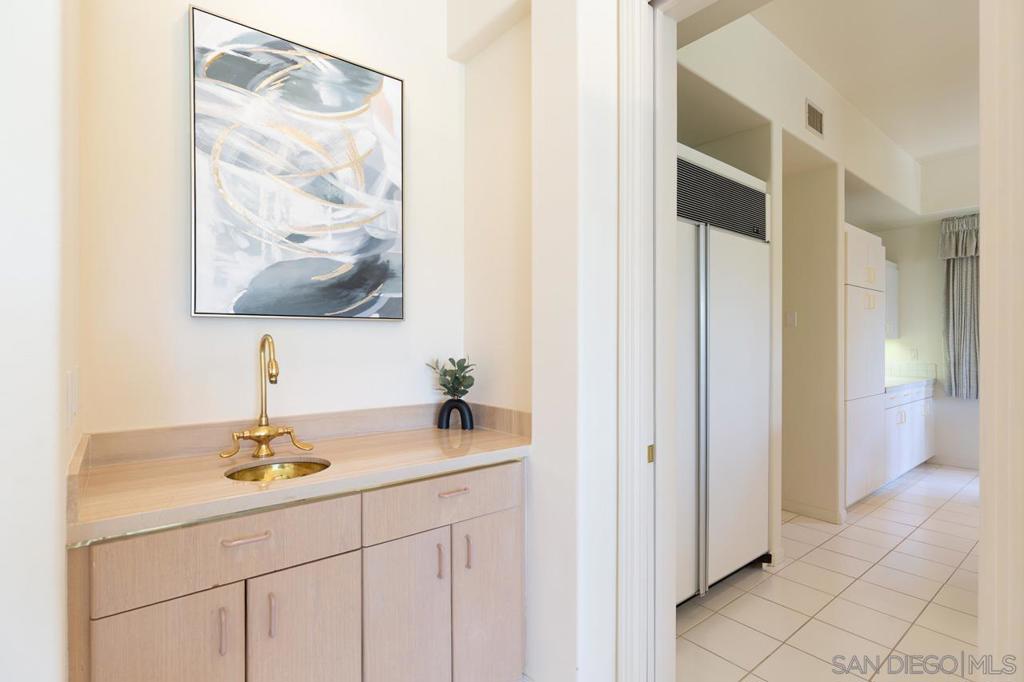 Rancho Santa Fe - Residential