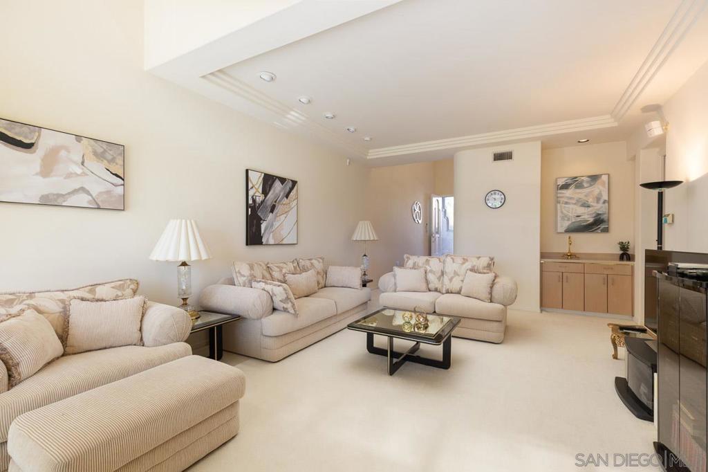 Rancho Santa Fe - Residential